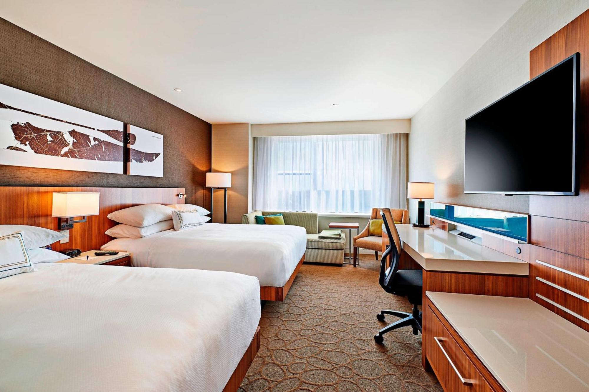 Double Queen Room