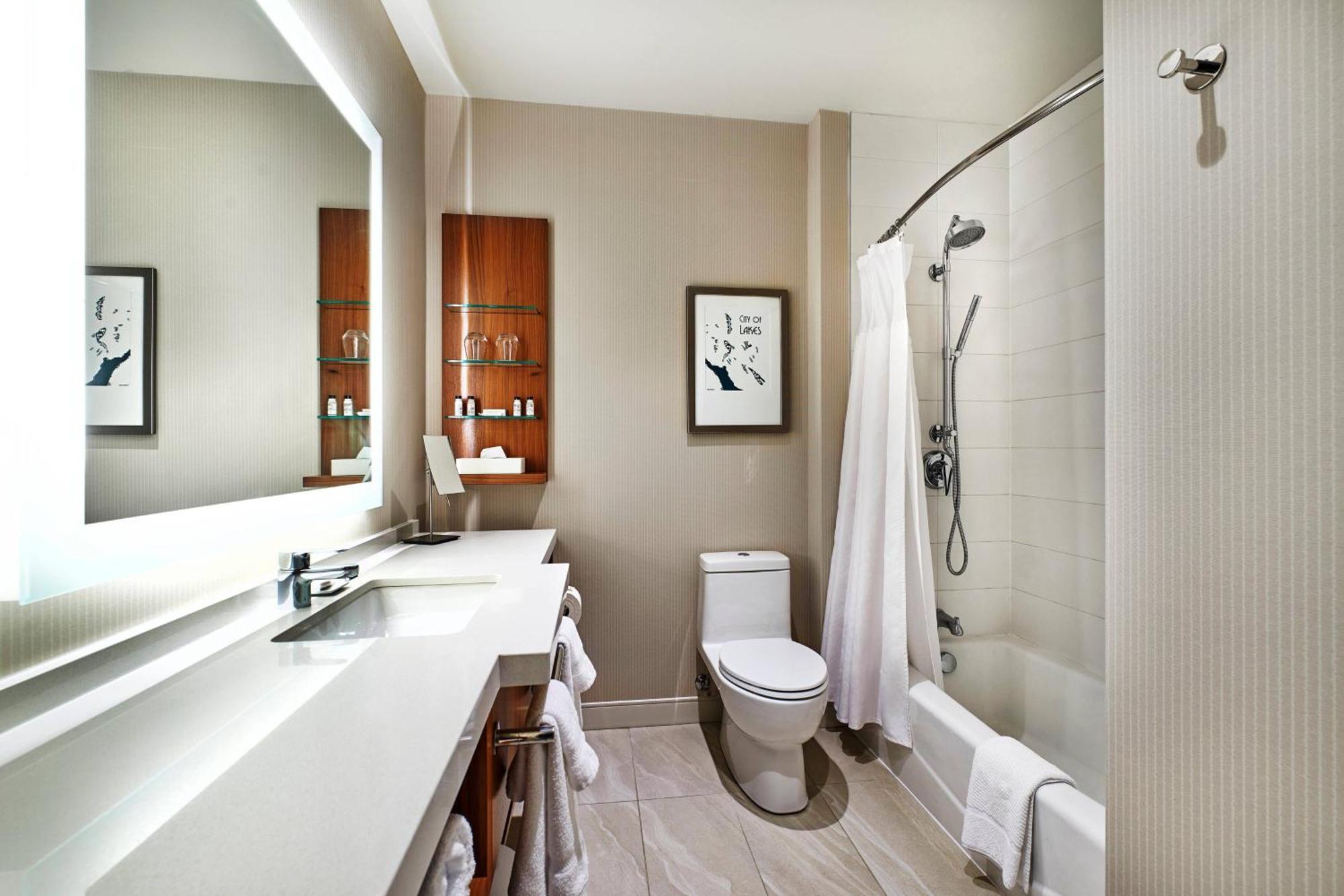 Double Queen Room